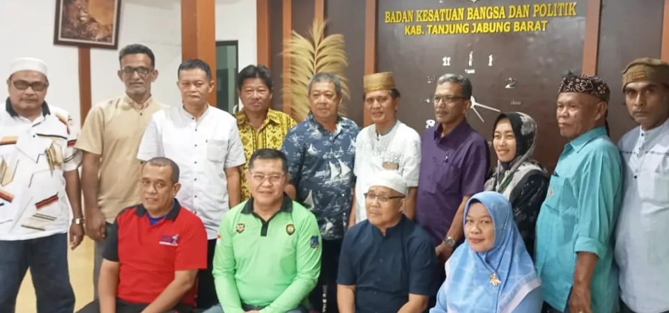 Rapat Pembentukan Forum Pembauran Kebangsaan (FPK) Kabupaten Tanjung Jabung Barat, Periode 2024 – 2026, di Aula Badan Kesbangpol Kab. Tanjab Barat.