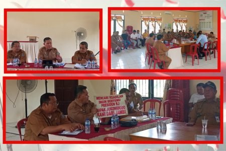 RAPAT PENANGANAN MASALAH KEPEMILIKAN LAHAN A.N. RUSLI SIHOMBING, DI AULA KANTOR DESA TELUK PENGKAH, KEC. TEBING TINGGI, KAB. TANJAB BARAT.